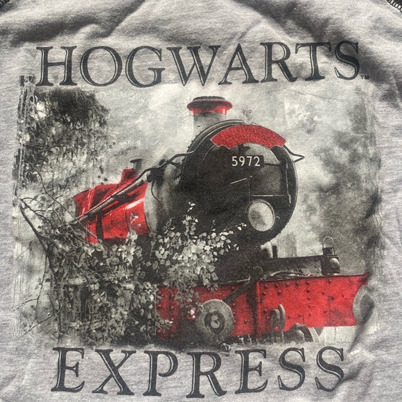 harry potter hogwarts express shirt 🚂 - Picture 1 of 5